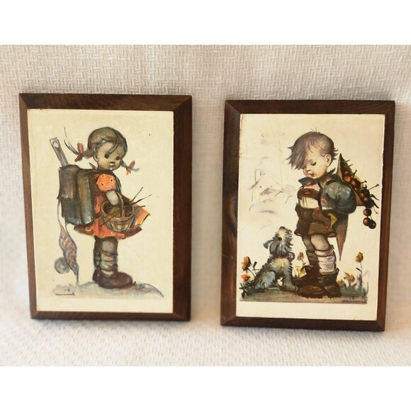 Hummel Wooden Plaques Boy and Girl Set of 2 Vintage Hummel Art 5" x 7" - Picture 2 of 8